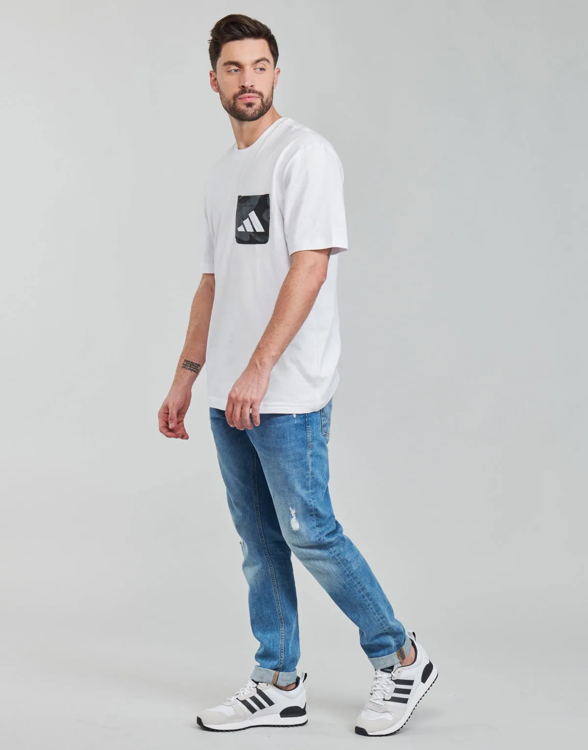 adidas Originals CAMO POCKET TEE