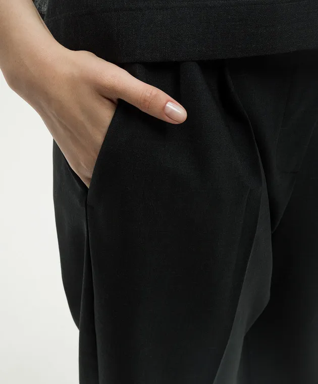 Brunello Cucinelli Black pants with wool