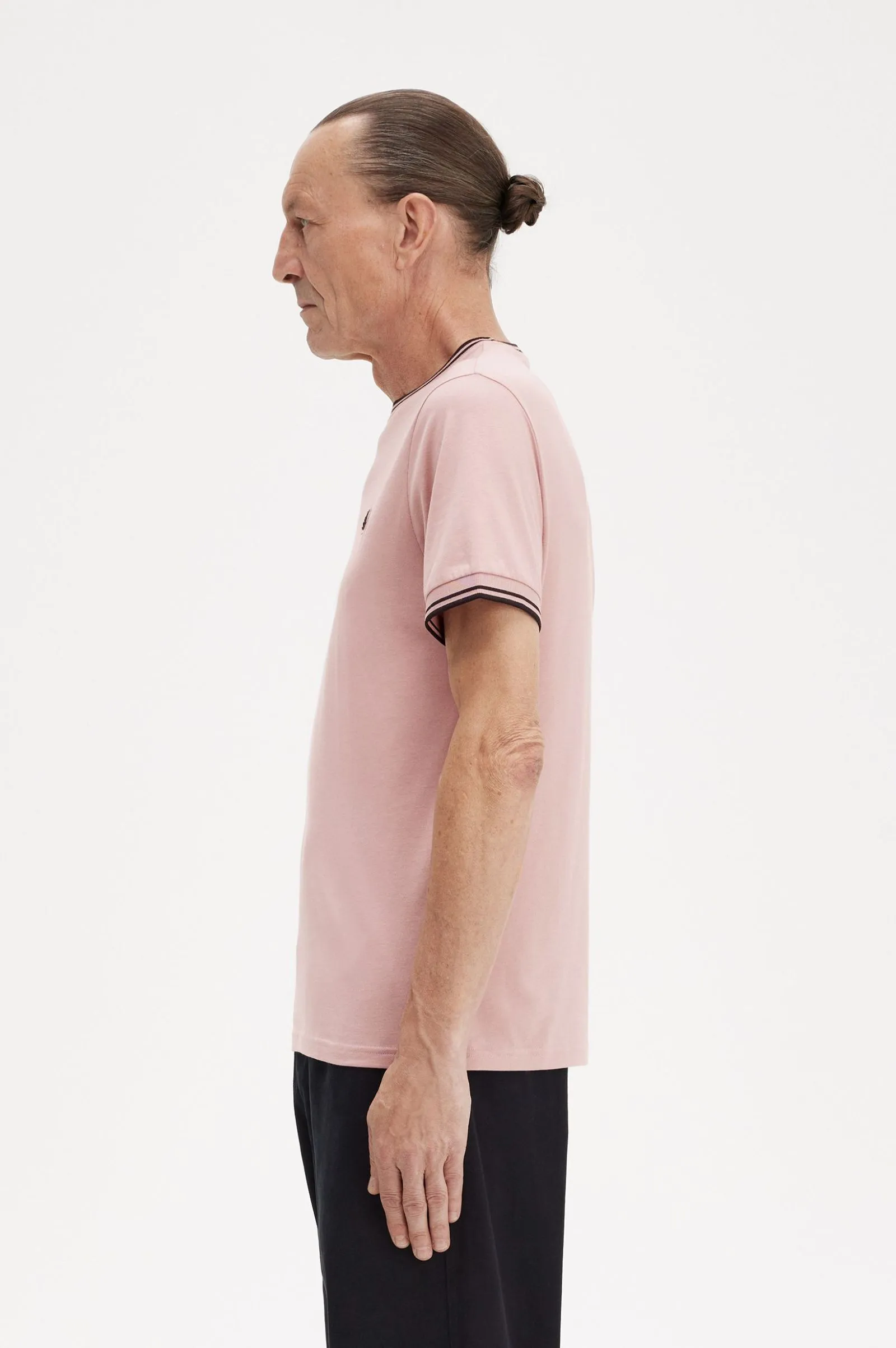 Camiseta con ribete con dos franjas