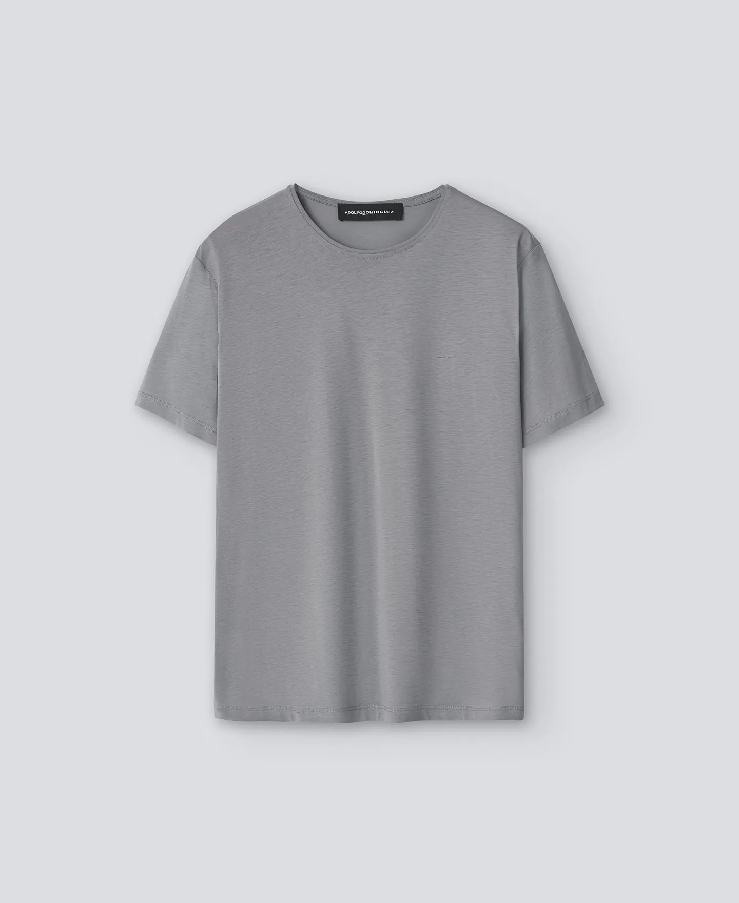 Camiseta cuello caja hombre