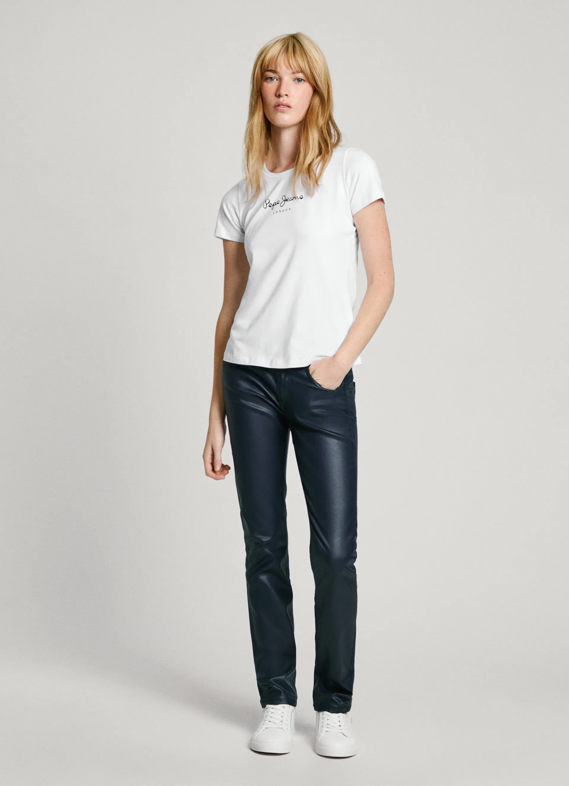camiseta logo estampado fit slim
