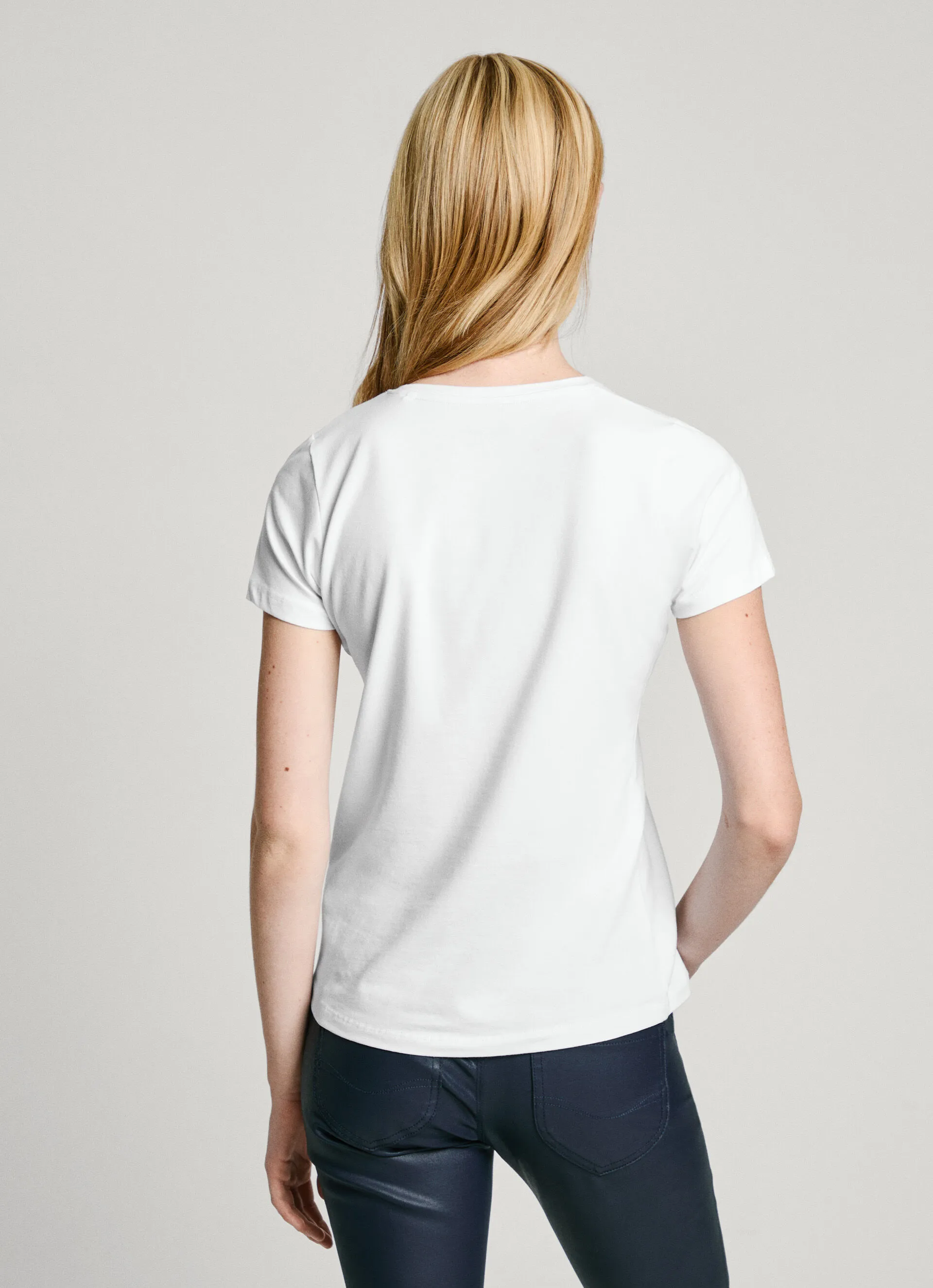 camiseta logo estampado fit slim
