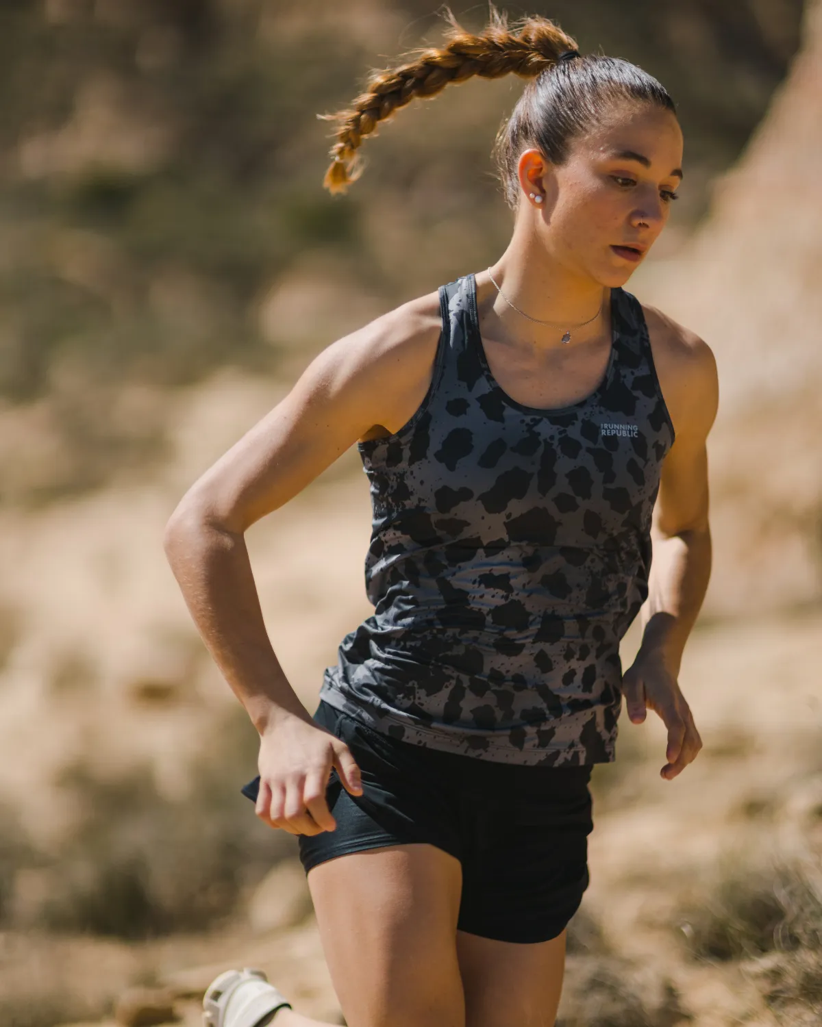 CAMISETA WOMEN'S ULTRA LIGHT 2.0  ACTIVIST
