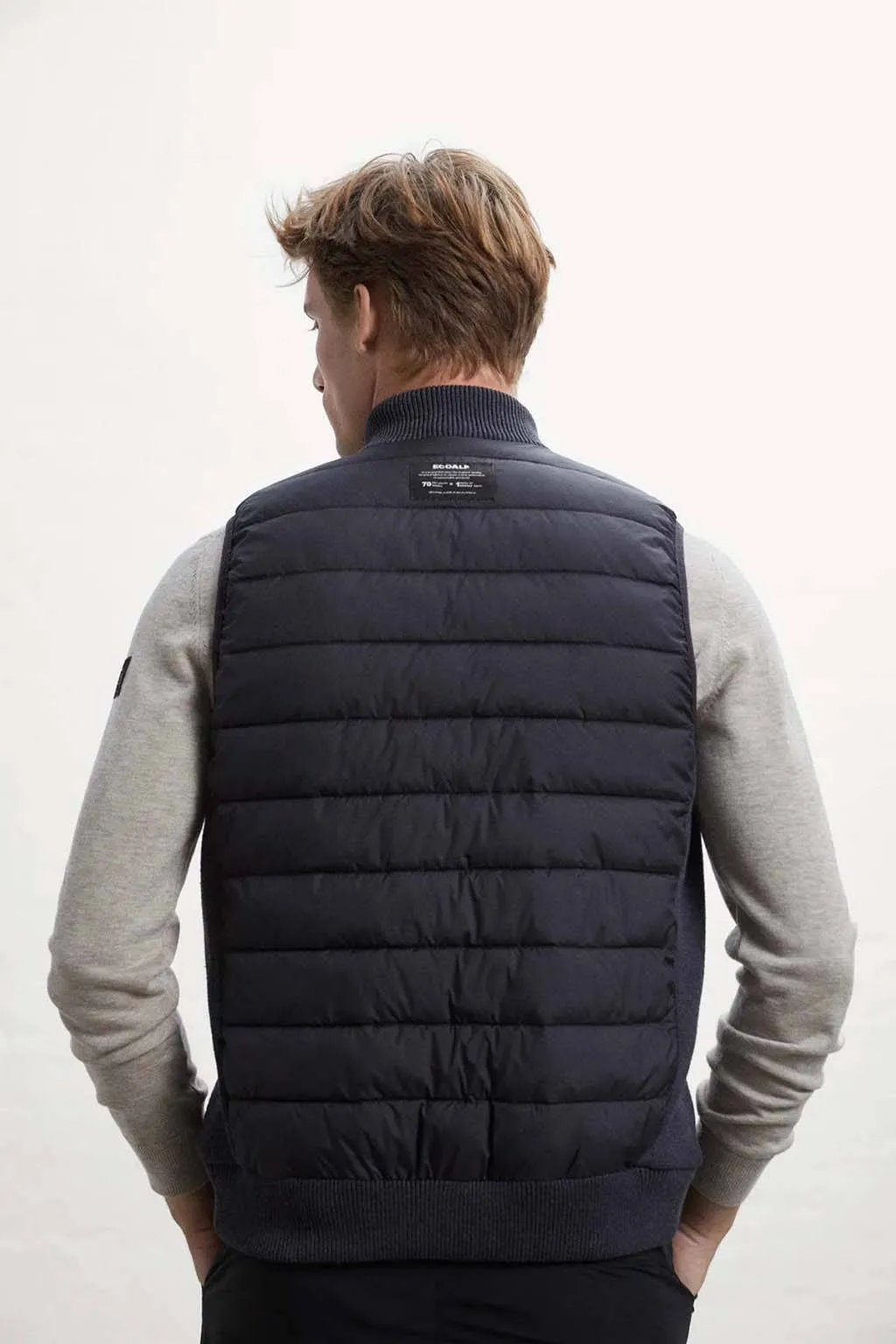 chaleco Ecoalf trim 338 dark grey