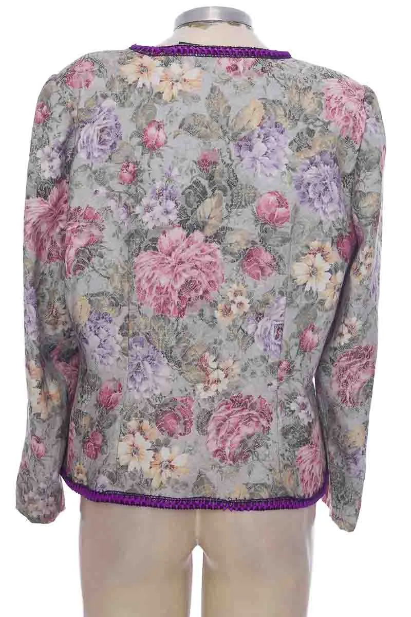 CHAQUETA / ABRIGO COLOR ESTAMPADO  CLOSEANDO