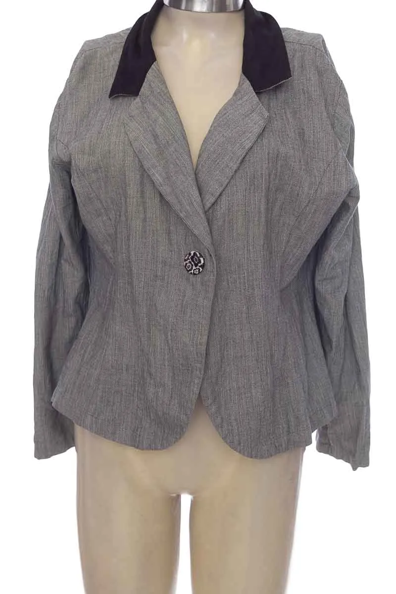 CHAQUETA / ABRIGO COLOR GRIS  ABRIL