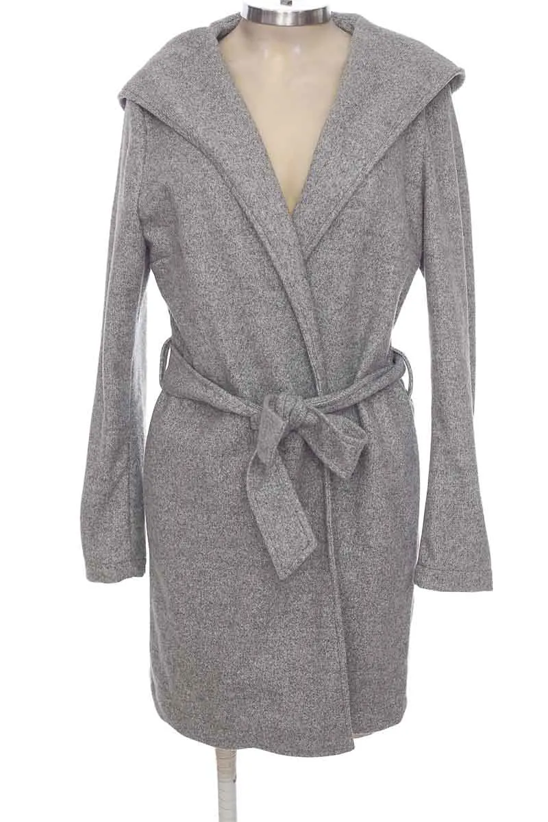 CHAQUETA / ABRIGO COLOR GRIS  XUSS