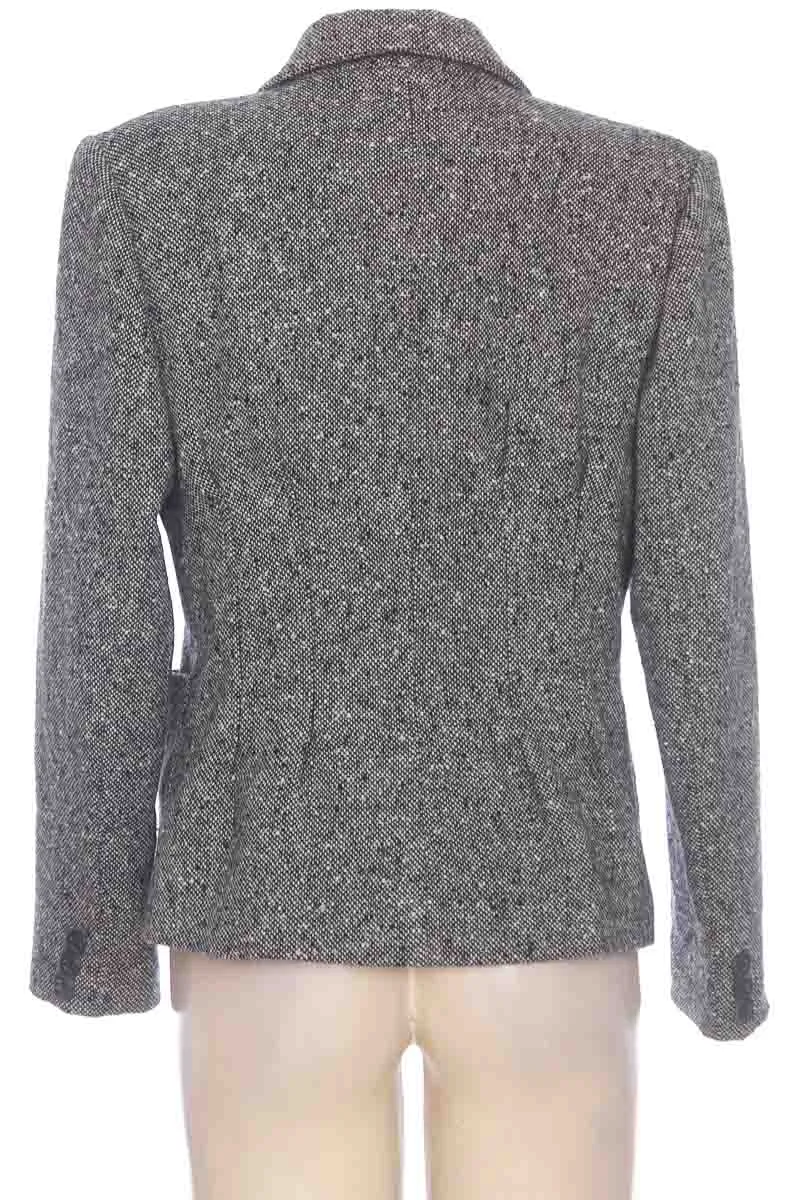 CHAQUETA / ABRIGO COLOR NEGRO  CLOSEANDO