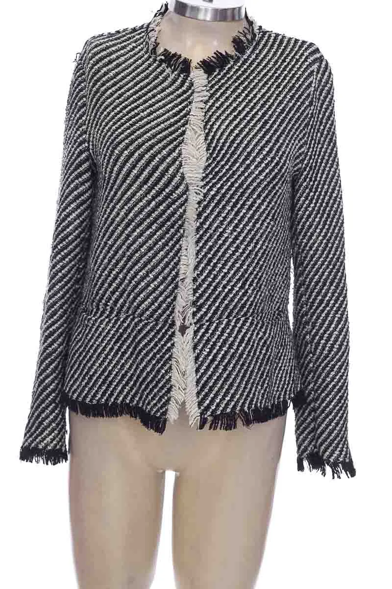CHAQUETA / ABRIGO COLOR NEGRO  MNG