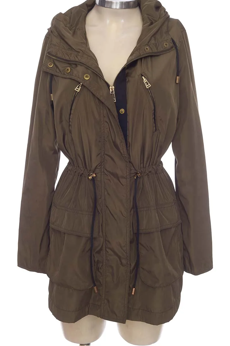 CHAQUETA / ABRIGO COLOR VERDE  ZARA