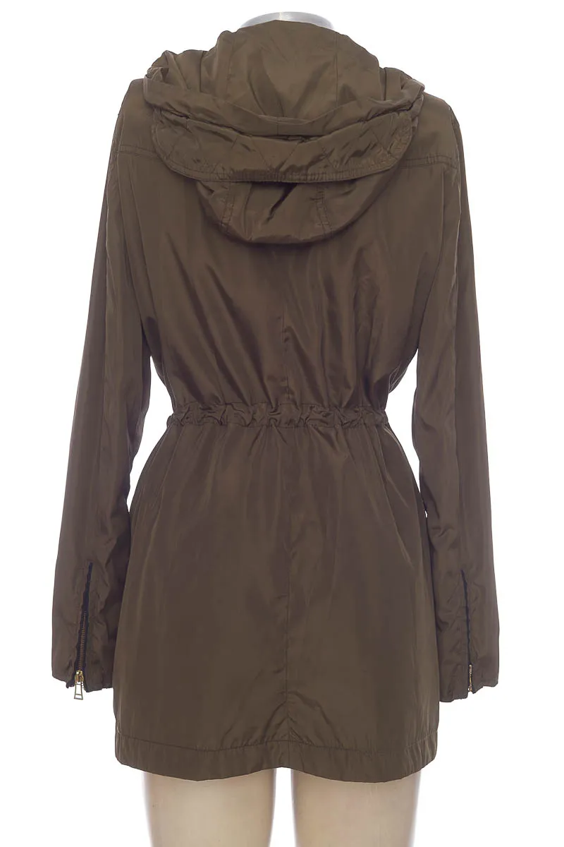 CHAQUETA / ABRIGO COLOR VERDE  ZARA