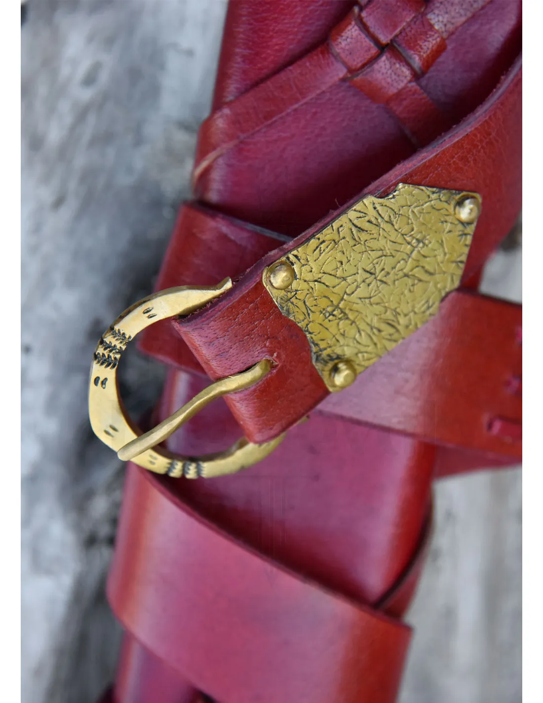 Espada medieval Gammelt Jern con vaina, siglo XIII