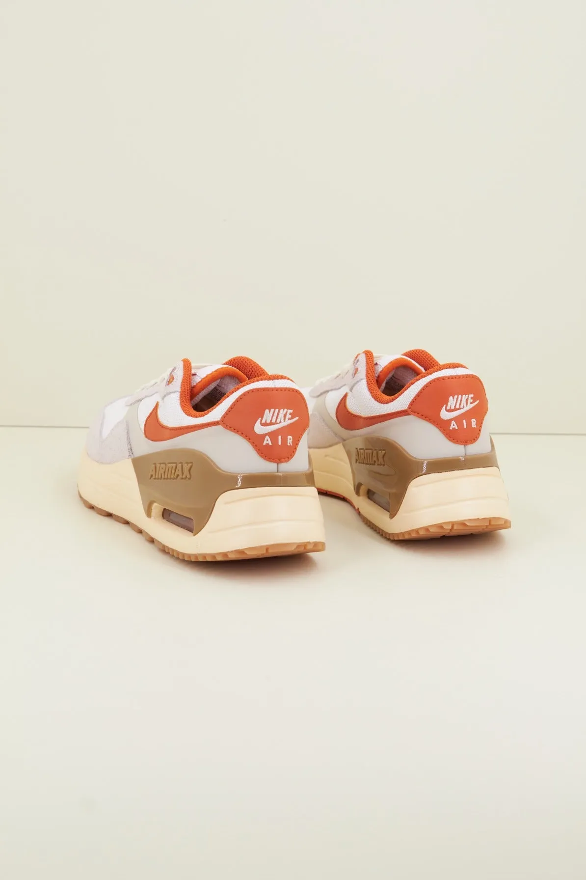 NIKE SYSTM