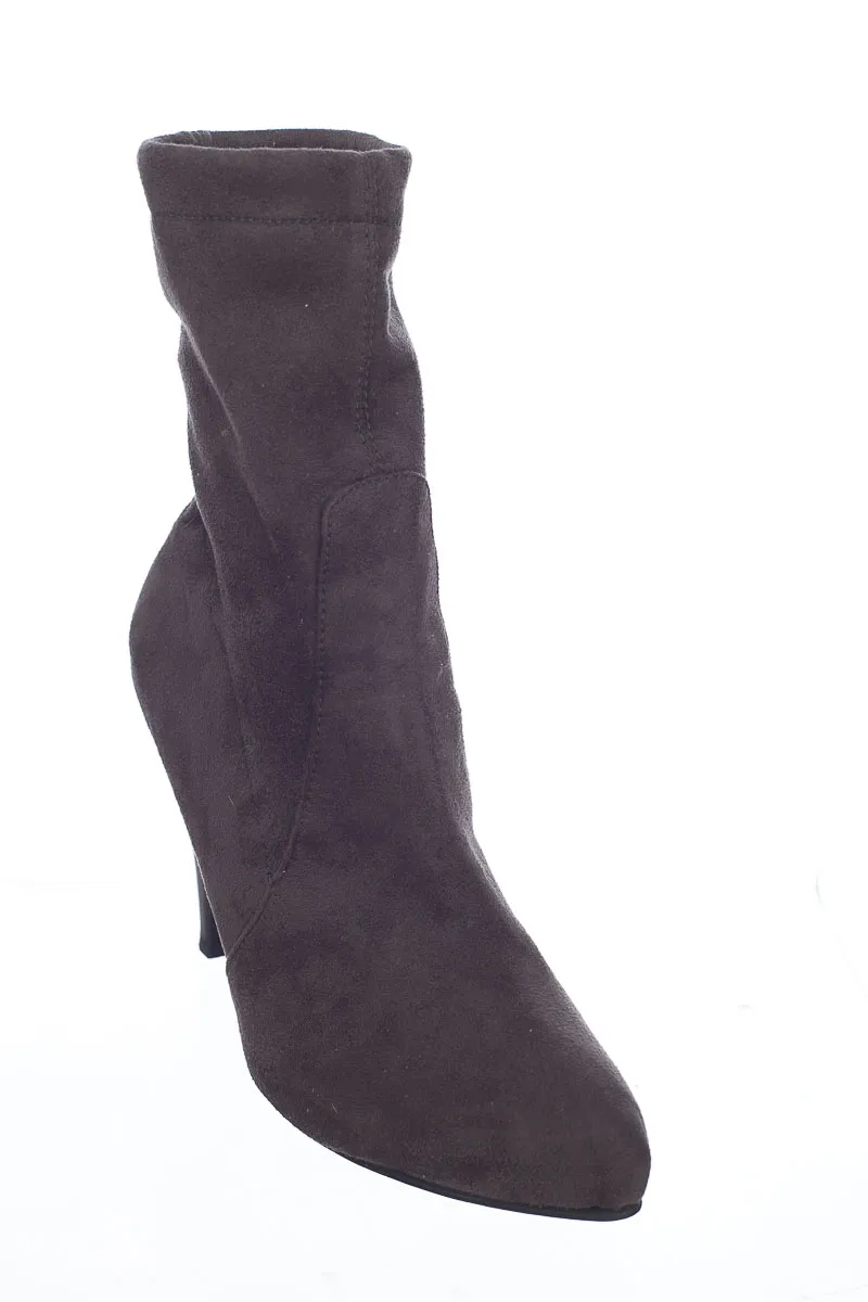 ZAPATOS COLOR GRIS  MARíA CAMILA SHOES